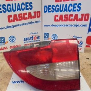 4244 – PILOTO TRA. DCHO. – Renault