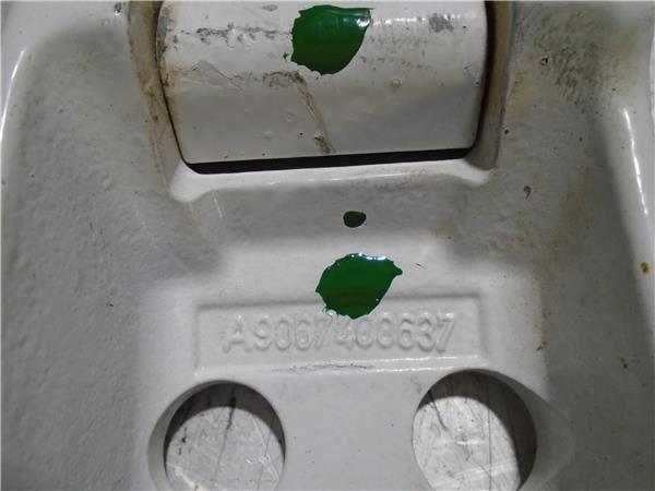 39329 – BISAGRA DE PUERTA TR. IZDA. INFERIOR – Mercedes-Benz - Imagen 3