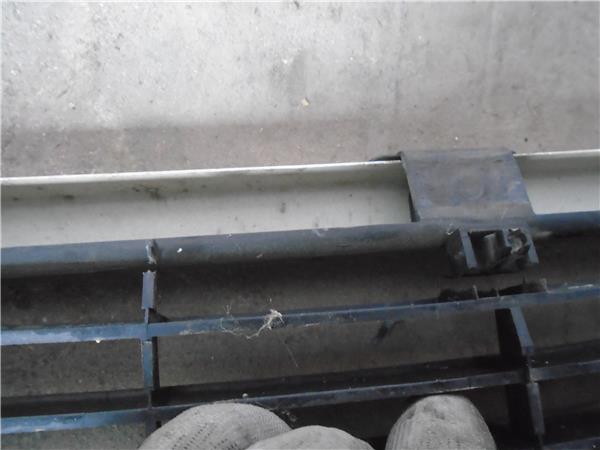 37746 – MOLDURA PARAGOLPES DEL. – Volkswagen - Imagen 5