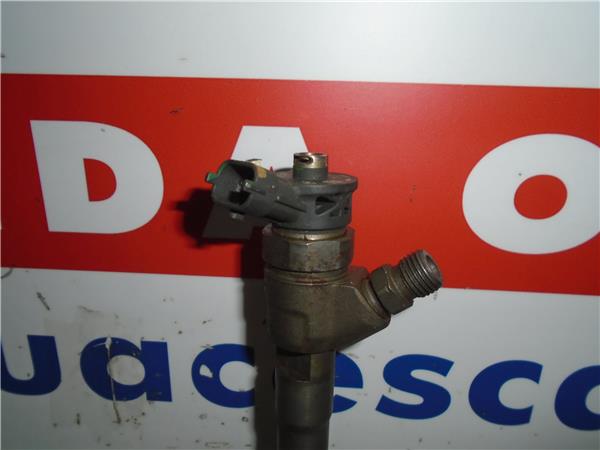 38876 – INYECTOR – Renault - Imagen 3