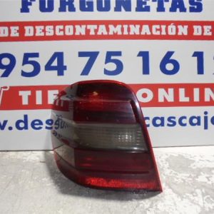 35794 – PILOTO TRA. IZDO. – Mercedes-Benz