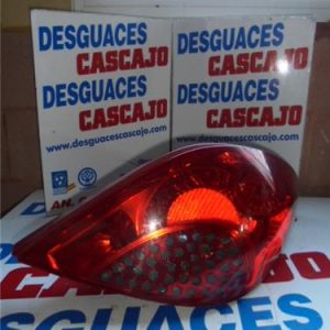 25747 – PILOTO TRA. DCHO. – Peugeot