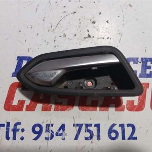 47484 – MANILLA INT. PUERTA DEL. DCHA. – Renault