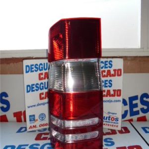 20040 – PILOTO TRA. DCHO. – Mercedes-Benz
