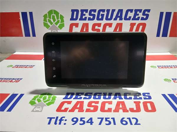 47004 – PANTALLA – Dacia