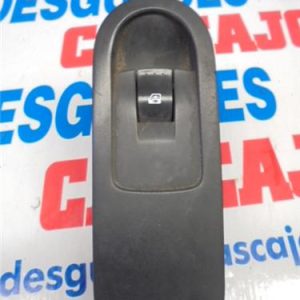 3057 – MANDO ELEVALUNAS – Renault